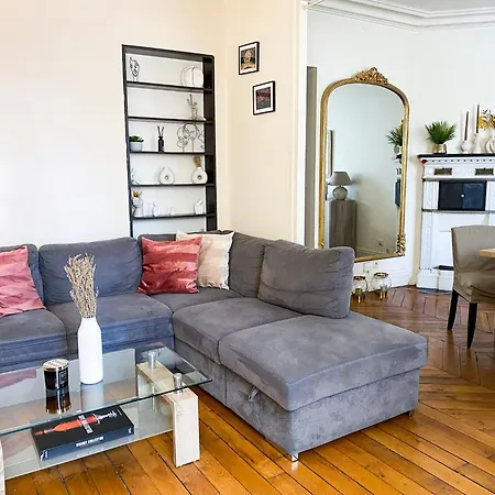 2 Pieces Spacieux Bien Decore A Apartment